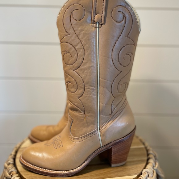ACME Vintage Western Women’s Cowgirl Boots Size 7 Great for a country festival! - Picture 3 of 5